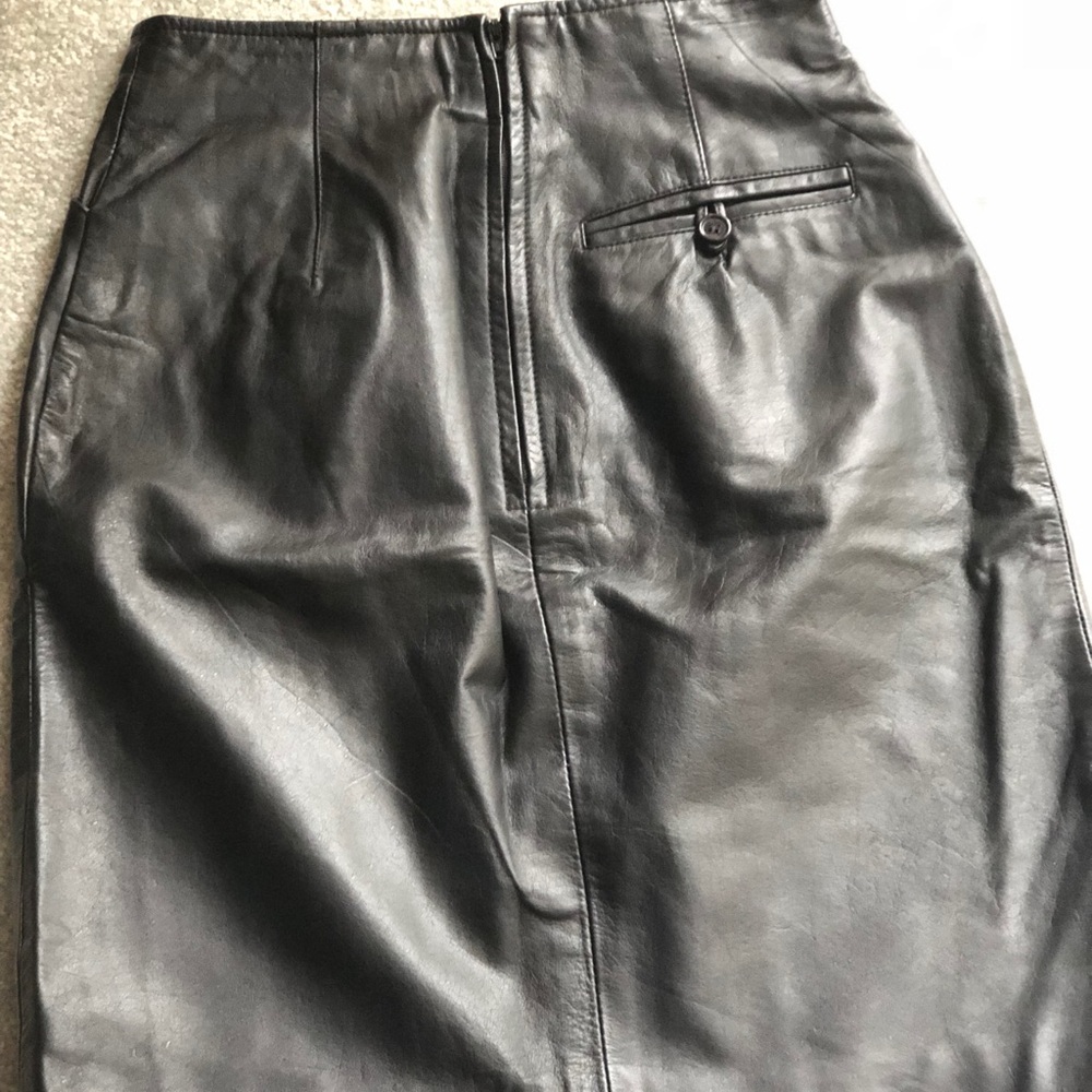 🌟HP vintage Wilson Leather Leather Skirt - Picture 3 of 4